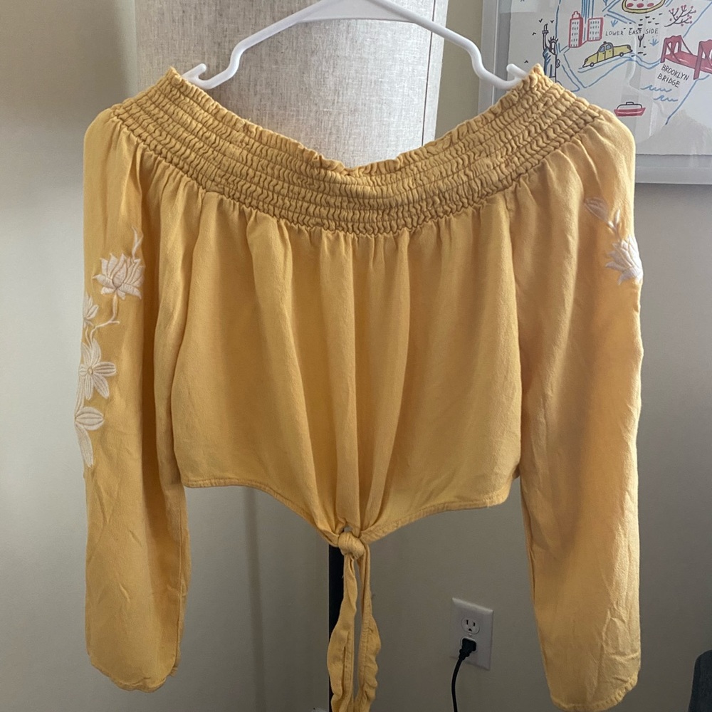 Crop top